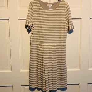 NWT plus size knee length pleated dress!